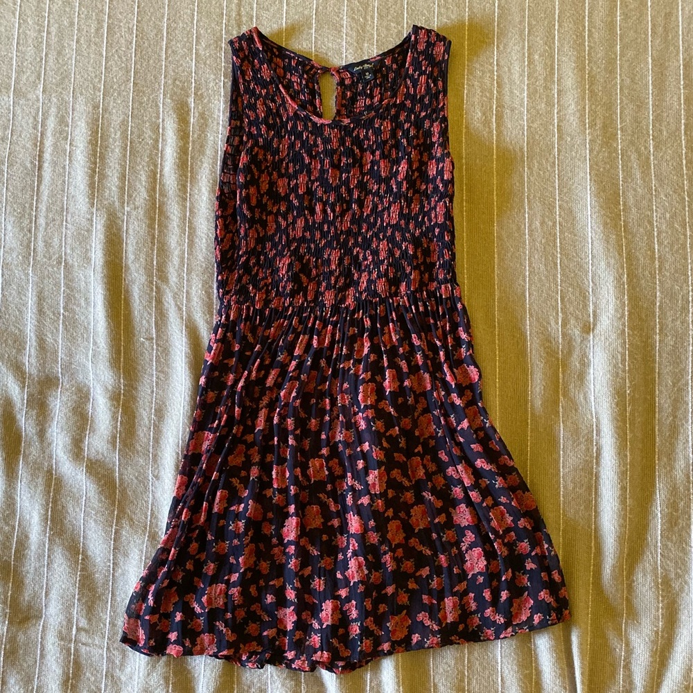 Like New Lucky Brand Ruched Floral Print Dress M